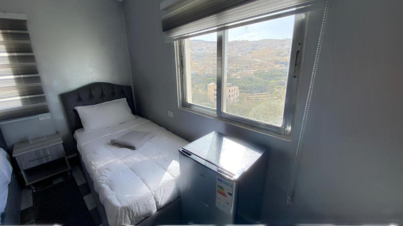 Petra Pillars Hostel Вади Муса Экстерьер фото